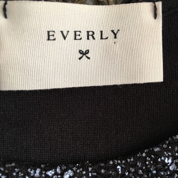 Sparkly knit skater-style dress - Picture 4 of 5